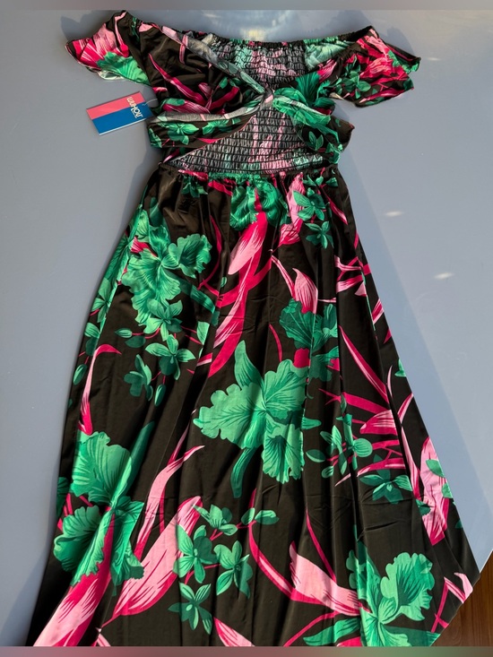 Wuhou Dresses & Skirts - Tropical Floral Off-Shoulder with Front Tie Maxi Dress - Green & Pink